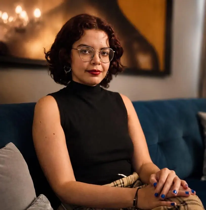 Nome da profissional, psicóloga do corpo clínico da Aurora